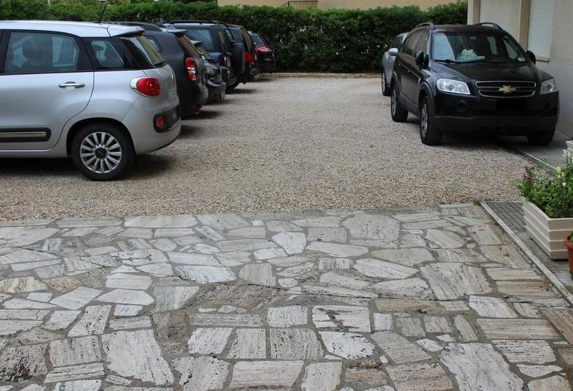 Hotel Hamburg  | Senigallia | Ancona | Italia 8