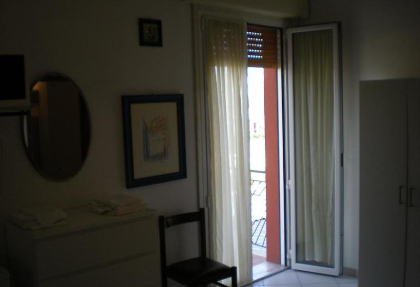 Hotel Dinosauro  | Cesenatico | Forlì-Cesena | Italia 3