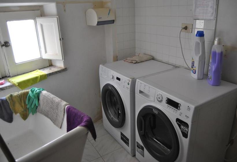 On The Way Hostel  | Palermo | Palermo | Italia 18