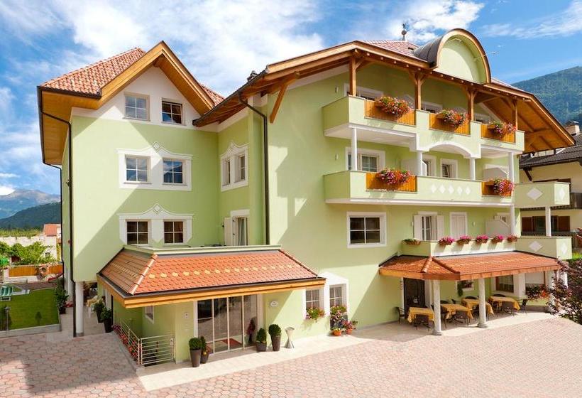 Wohlfühlhotel Lena  | Plaus | Bolzano | Italia 2