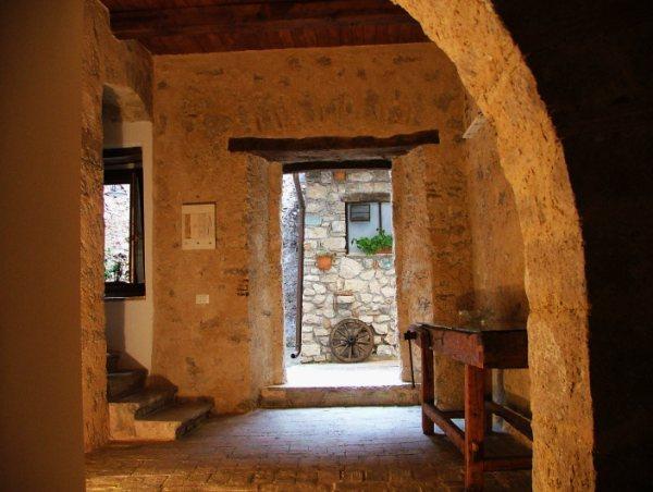 Bed and Breakfast Mazzini Art  | Fondi | Latina | Italia 8