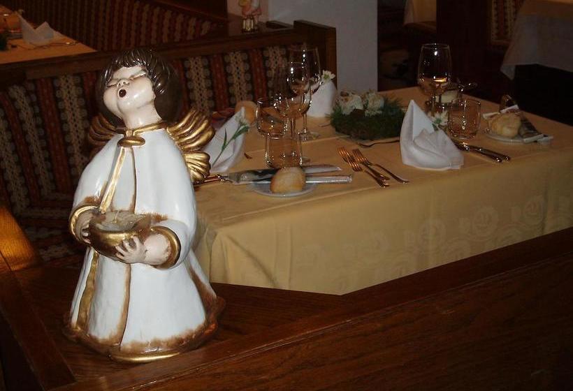 Hotel Orsingher  | San Martino di Castrozza | Trento | Italia 12