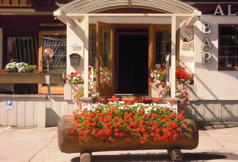 Hotel Orsingher  | San Martino di Castrozza | Trento | Italia 7