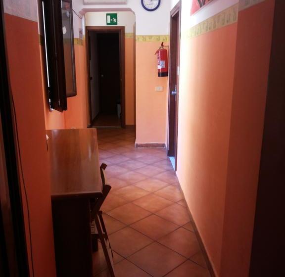 Mia Lodge B&b Hostel  | Roma | Roma | Italia 17