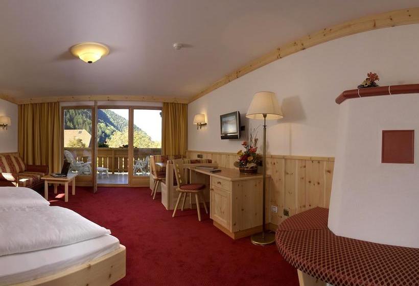 Hotel Weisses Rössl  | Laion | Bolzano | Italy 17