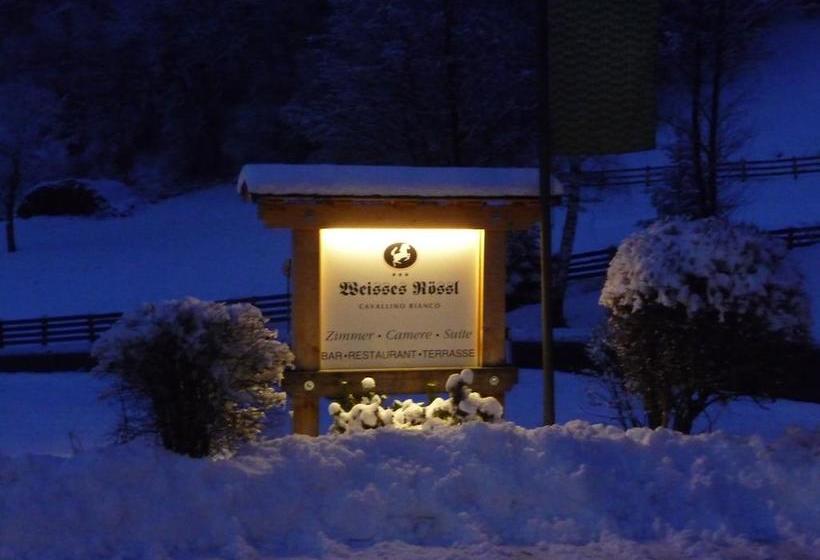 Hotel Weisses Rössl  | Laion | Bolzano | Italy 20