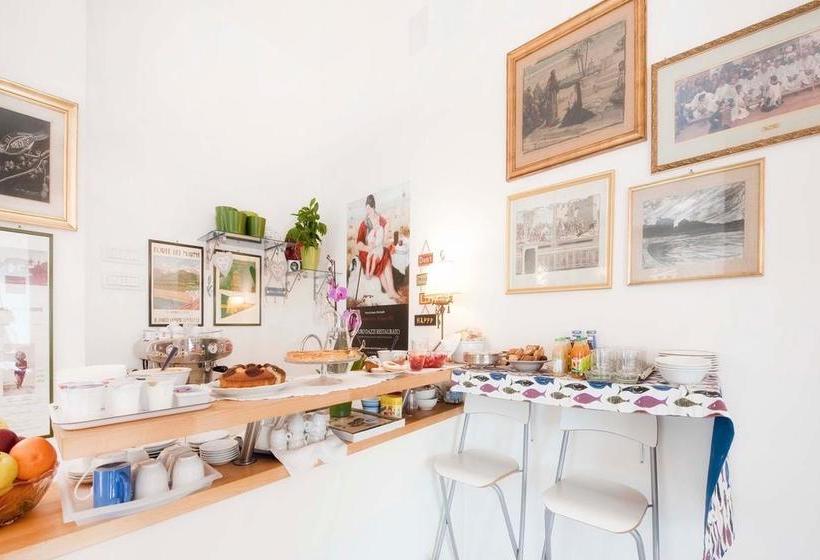 Bed and Breakfast A Due Passi  | Forte dei Marmi | Lucca | Italia 9