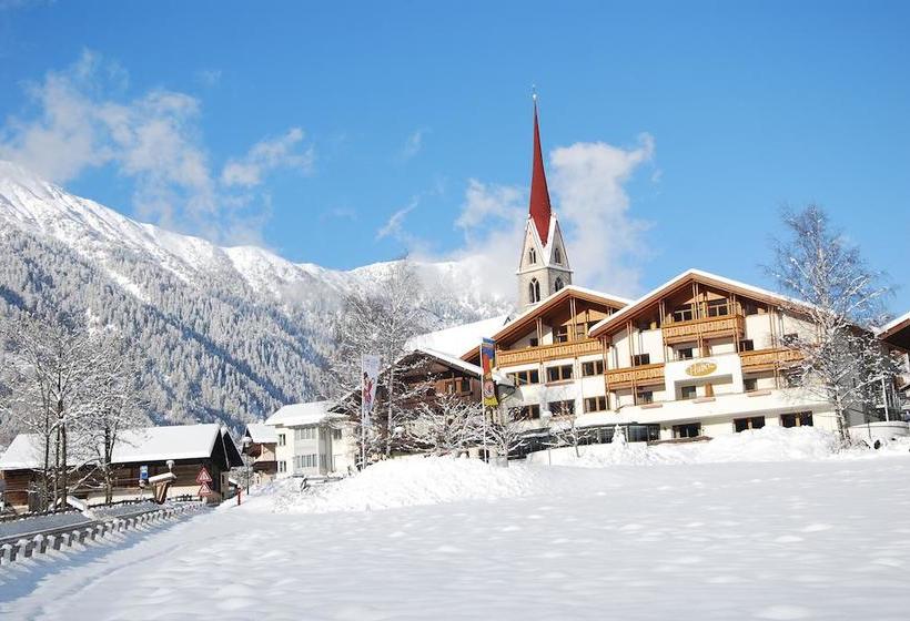 Familienhotel Huber  | Valles | Bolzano | Italia 14