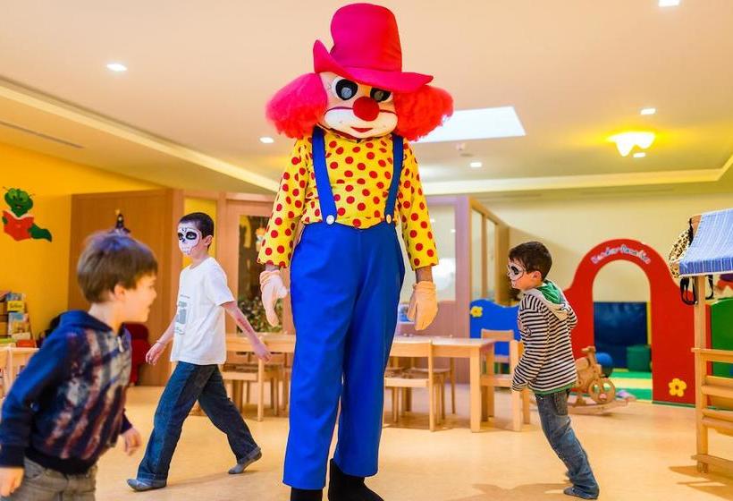 Familienhotel Huber  | Valles | Bolzano | Italia 17