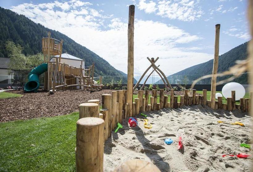 Familienhotel Huber  | Valles | Bolzano | Italia 8