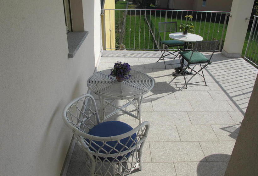 Bed and Breakfast Villa Emilia  | Castronno | Varese | Italy 1