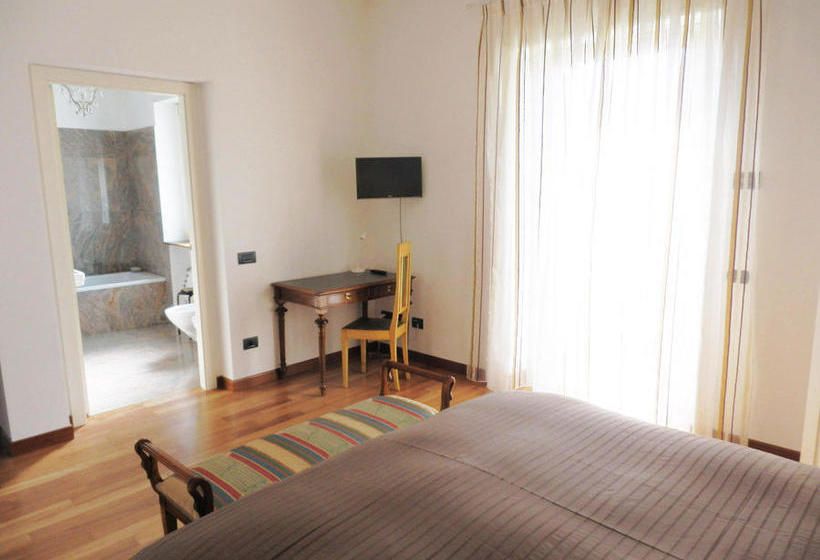 Bed and Breakfast Villa Emilia  | Castronno | Varese | Italy 13