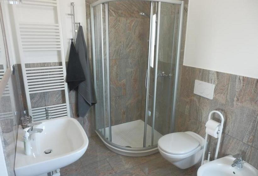 Bed and Breakfast Villa Emilia  | Castronno | Varese | Italy 18