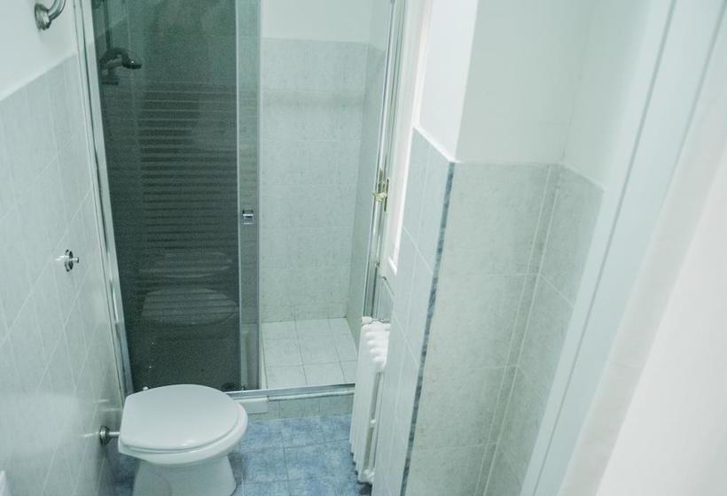 Bed and Breakfast A Quattro Passi Da  | Roma | Roma | Italia 16