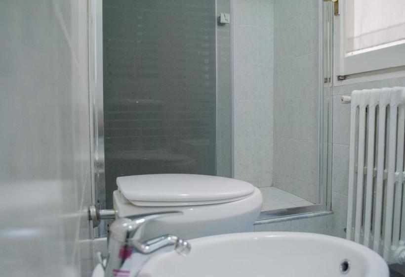 Bed and Breakfast A Quattro Passi Da  | Roma | Roma | Italia 17