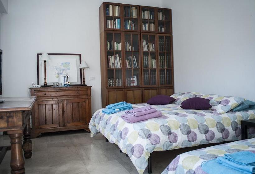 Bed and Breakfast A Quattro Passi Da  | Roma | Roma | Italia 9