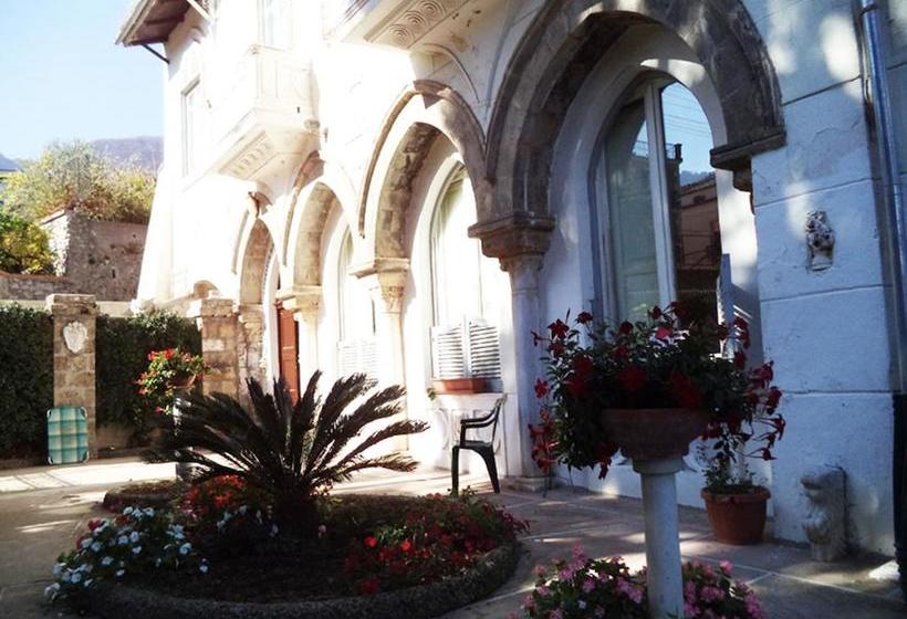 Altracosa  Villa Avellino B&b  | Cava de Tirreni | Salerno | Italia 1