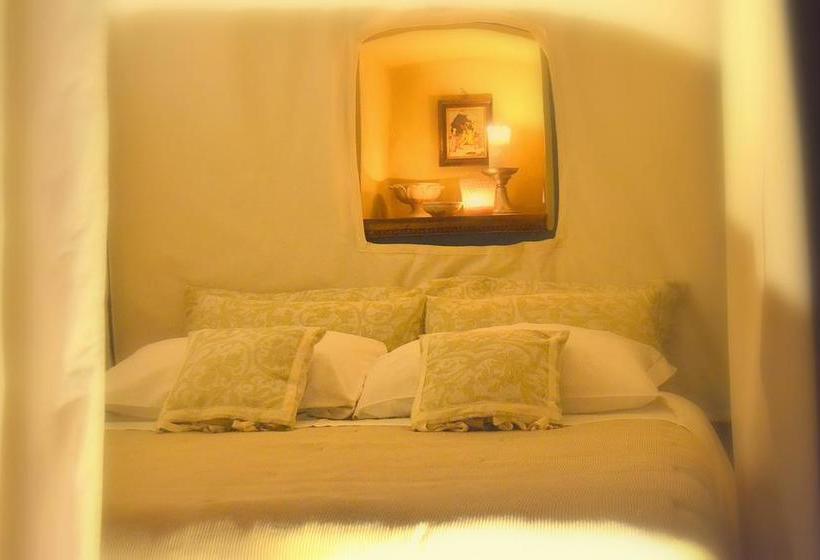 Bed and Breakfast Sanpolo 1544 Antique Room  | Urbino | Pesaro e Urbino | Italia 5