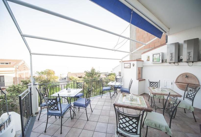 Bed and Breakfast Ottocento Sul Mare  | Nizza di Sicilia | Messina | Italia 9