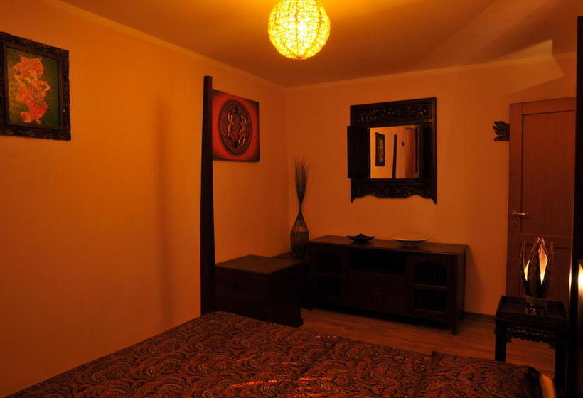 Borobudur B&b  | Genua | Genova | Italien 2