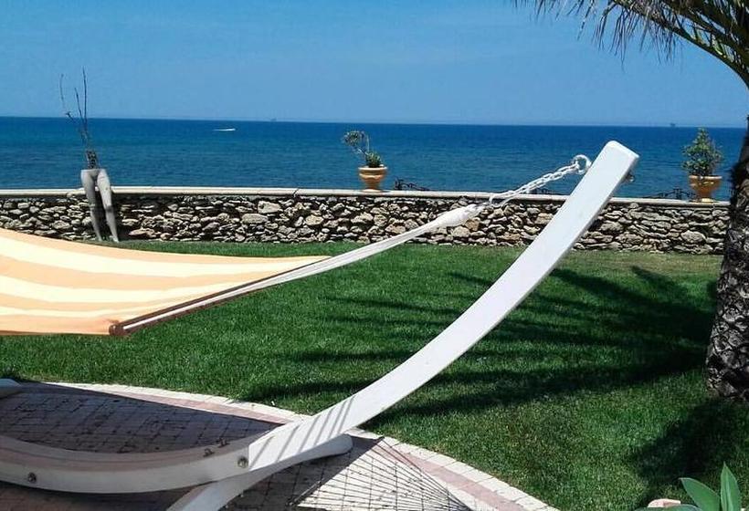 Hotel Lido Degli Scogli  | Crotone | Crotone | Italia 9