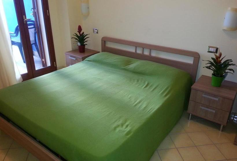 Bed and Breakfast La Piazzetta  | Giardini Naxos | Messina | Italia 10