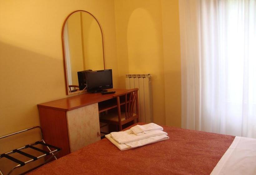 Hotel Rose&crown  | Correggio | Reggio Emilia | Italia 2