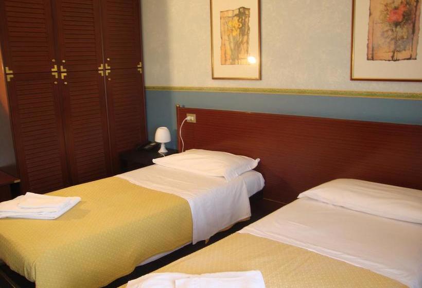Hotel Rose&crown  | Correggio | Reggio Emilia | Italia 5