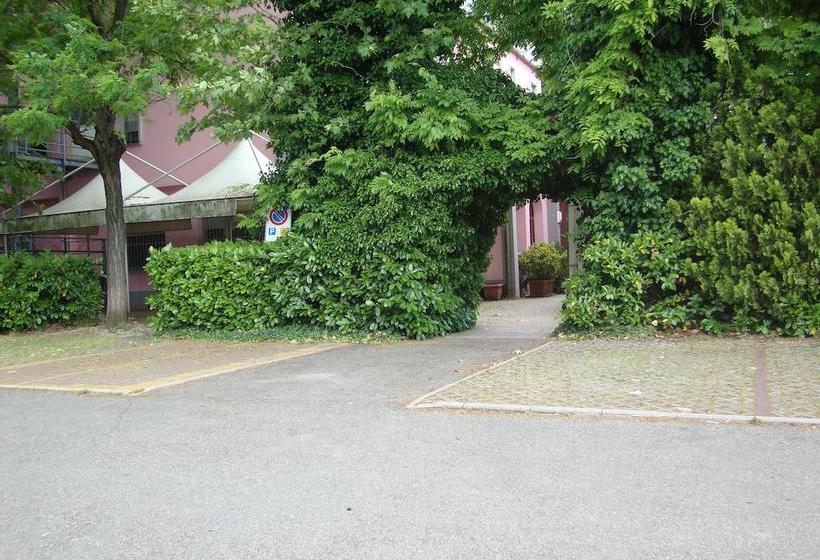 Hotel Rose&crown  | Correggio | Reggio Emilia | Italia 8