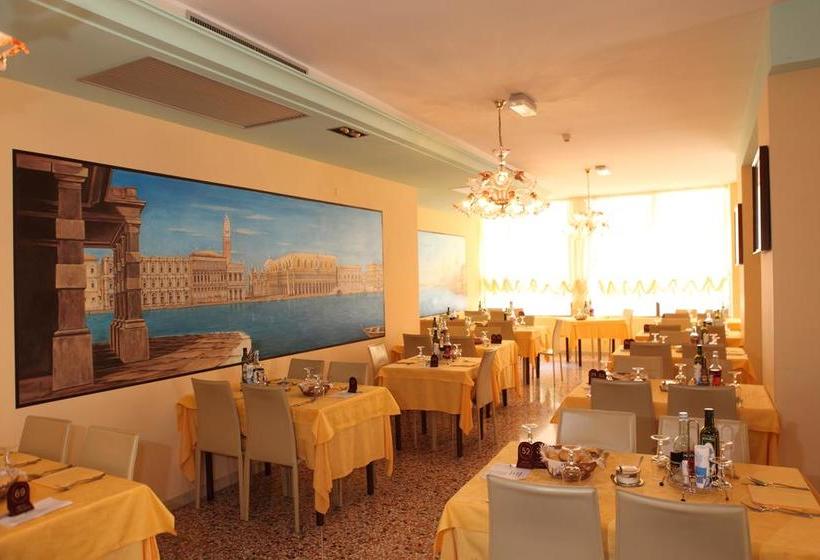 Hotel Vienna  | Caorle | Venedig | Italien 9