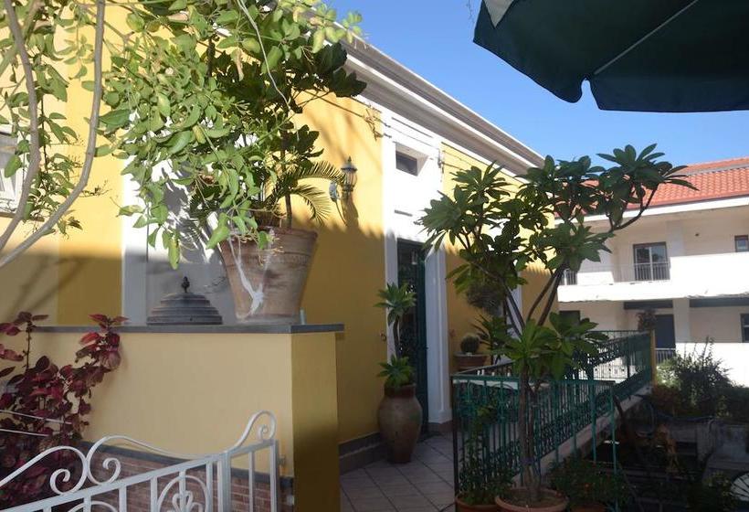 Bed and Breakfast Villa Felice  | Giardini Naxos | Messina | Italia 2