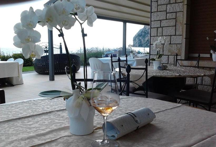 Bed and Breakfast Torre Degli Ulivi  | Tignale | Brescia | Italia 17