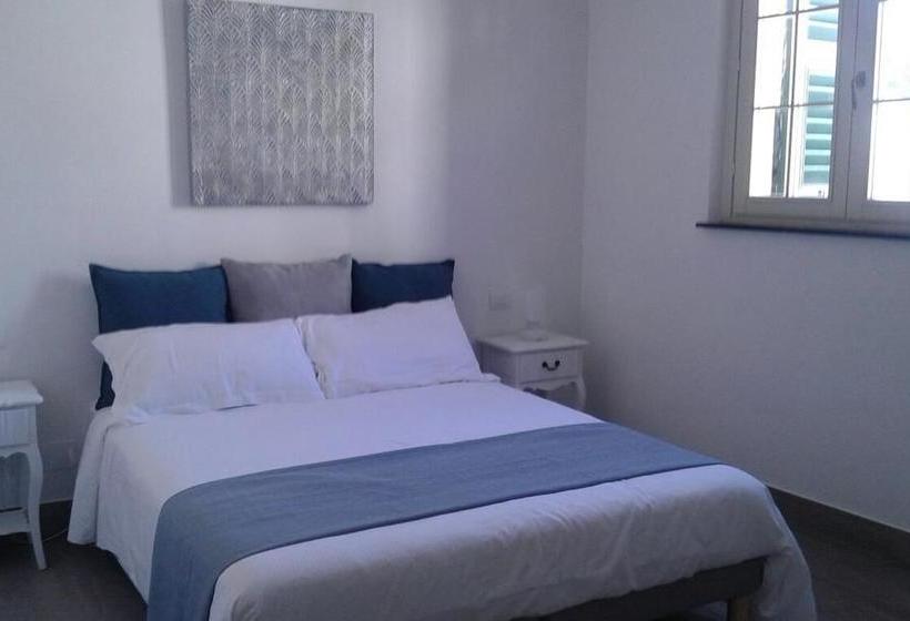 Bed and Breakfast La Superba Rooms & Breakfast  | Genova | Genova | Italia 2