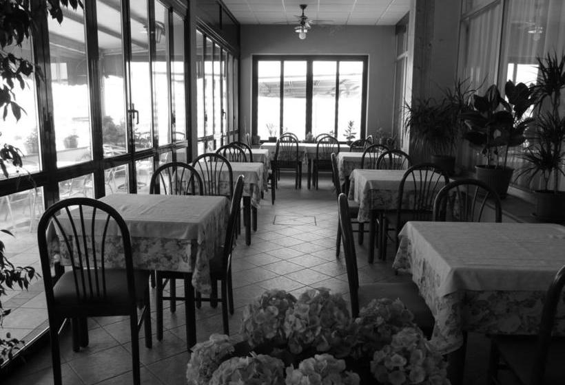 Hotel Vecchia Rimini  | Lido Degli Estensi | Ferrara | Italia 9