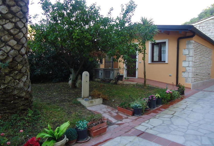 Bed and Breakfast Pineta Monserrato  | Modica | Ragusa | Italia 1