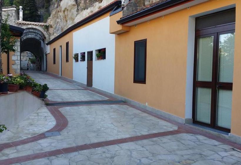 Bed and Breakfast Pineta Monserrato  | Modica | Ragusa | Italia 3