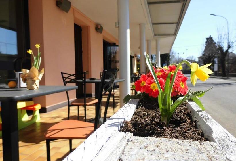 Hotel Benaco Bee Free Verona