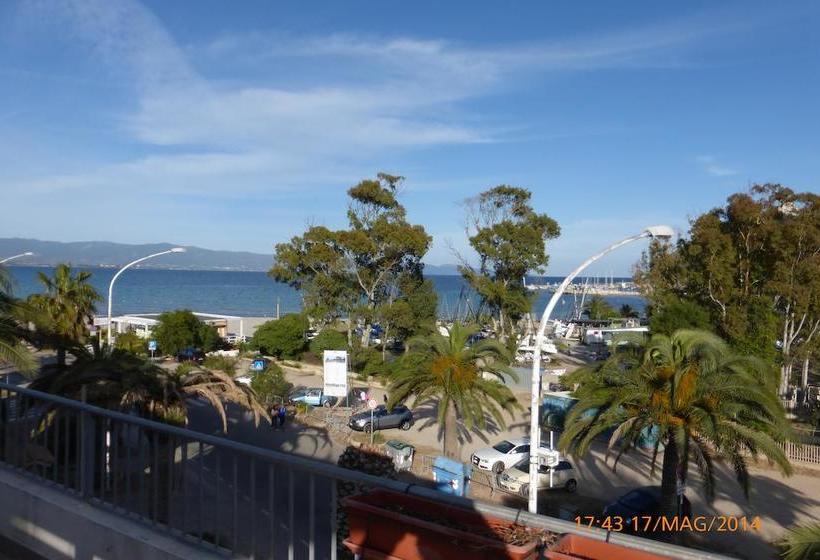 Hotel Chentu Lunas Cerdeña