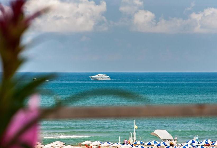 Hotel Lungomare