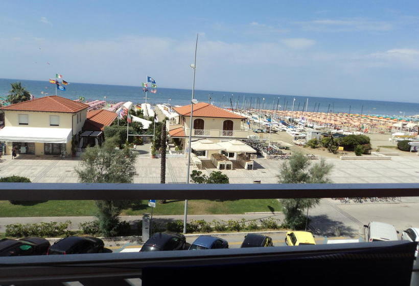 Hotel Milani  | Lido di Camaiore | Lucca | Italia 11