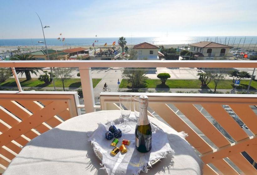 Hotel Milani  | Lido di Camaiore | Lucca | Italia 13