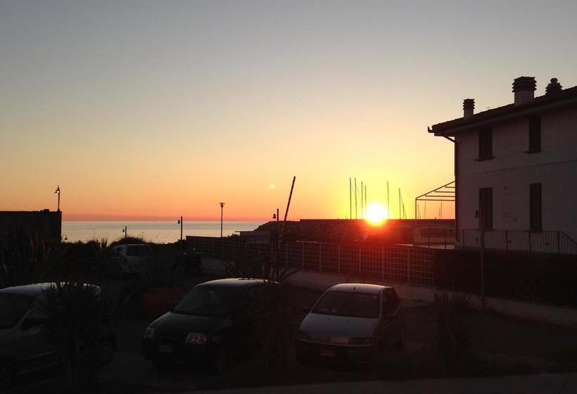 Hotel Villa Dei Gerani  | Rosignano Solvay | Livorno | Italia 10