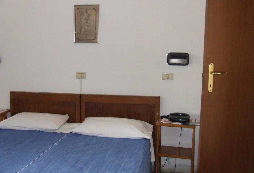 Hotel Naviglio  | Marina di Pietrasanta | Lucca | Italia 7