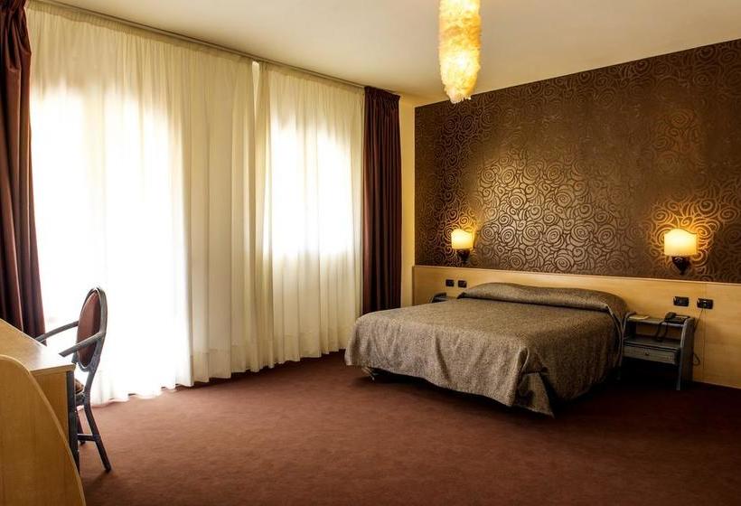 Porthotel Calandra  | Lampedusa | Agrigento | Italia 10