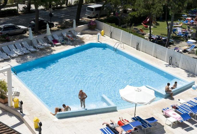 Hotel Bristol  | Lignano Sabbiadoro | Udine | Italia 1