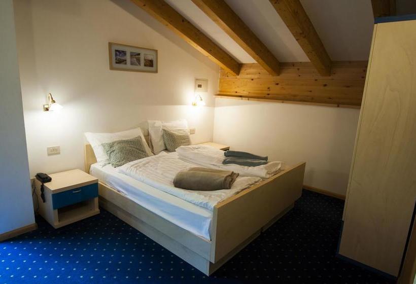 Hotel B&b Col Da La Vila  | Canazei | Trento | Italia 12