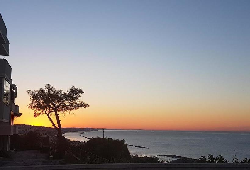 Bed And Breakfast Villa Ngiolò  | Ancona | Ancona | Italia 3