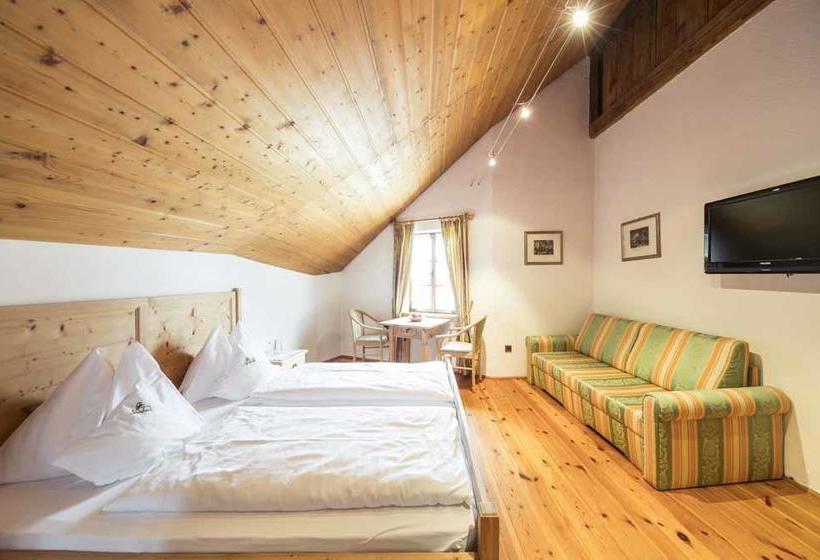 Hotel Ansitz Zum Steinbock  | Villandro | Bolzano | Italia 11