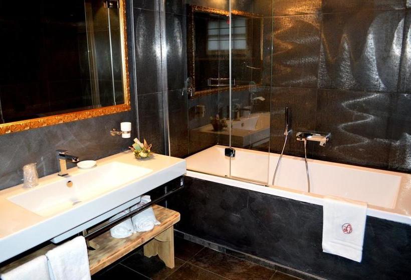 Hotel Chateau Blanc  | La Thuile | Aosta | Italia 17