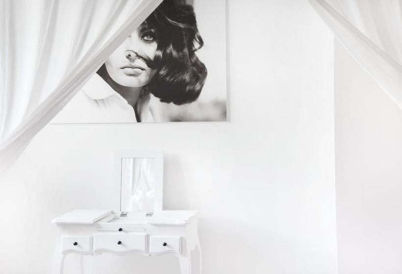 B&b The Divine  | Verbania | Verbano-Cusio-Ossola | Italia 20